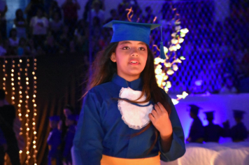 Foto - Formatura de encerramento dos 5º anos do ensino fundamental dia 12 de dezembro de 2024