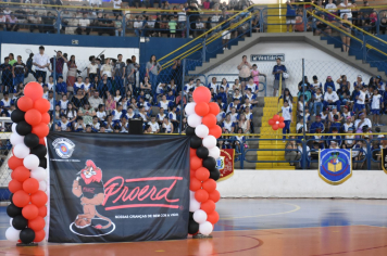 Foto - Proerd 2024 realiza Formatura de alunos da Rede de Ensino de Botucatu