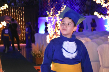 Foto - Formatura de encerramento dos 5º anos do ensino fundamental dia 12 de dezembro de 2024