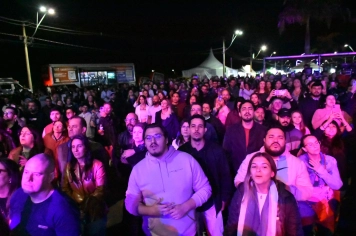 Foto - Aniversário de Botucatu - Rosa de Saron