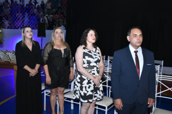 Foto - Formatura de encerramento dos 9º anos do ensino fundamental II e EMEJA dia 13 de dezembro de 2024