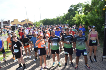 Foto - Secretaria de Educação promoveu 6ª Corrida e Caminhada Educação Solidária