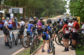Foto - Prefeitura entrega primeira ciclovia rural as margens da Avenida Odilon Cassetari, que liga a Rodovia Gastão Dal Farra.