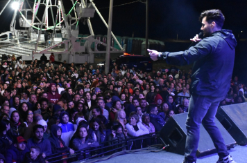 Foto - Botucatu 170 anos - Missa Campal e Show com o cantor Thiago Brado