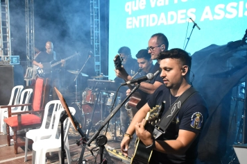 Foto - Aniversário de Botucatu - Rosa de Saron