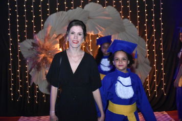 Foto - Formatura de encerramento dos 5º anos do ensino fundamental dia 11 de dezembro de 2024