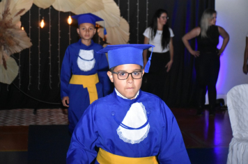 Foto - Formatura de encerramento dos 5º anos do ensino fundamental dia 11 de dezembro de 2024