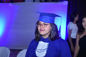 Foto - Formatura de encerramento dos 5º anos do ensino fundamental dia 11 de dezembro de 2024