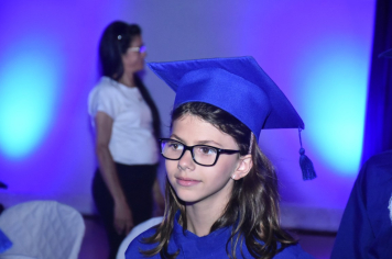 Foto - Formatura de encerramento dos 5º anos do ensino fundamental dia 11 de dezembro de 2024