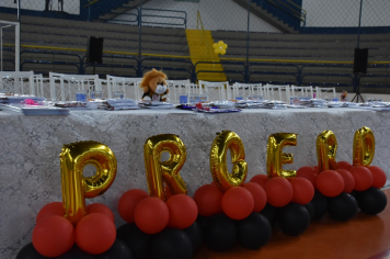 Foto - Proerd 2024 realiza Formatura de alunos da Rede de Ensino de Botucatu