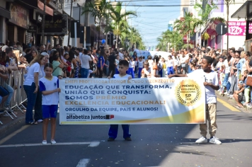 Foto - Aniversário de Botucatu - Ato Cívico e Desfile