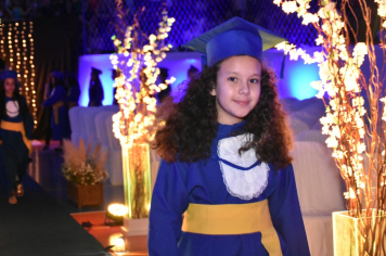 Foto - Formatura de encerramento dos 5º anos do ensino fundamental dia 12 de dezembro de 2024