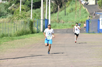 Foto - Secretaria de Educação promoveu 6ª Corrida e Caminhada Educação Solidária