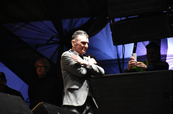 Foto - Botucatu 170 anos - Show Paulo Miklos + Orquestra Sinfônica Municipal de Botucatu + Orquestra Sinfônica Lyra Mojimiriana + Maestro Carlos Lima*