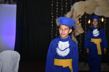 Foto - Formatura de encerramento dos 5º anos do ensino fundamental dia 11 de dezembro de 2024