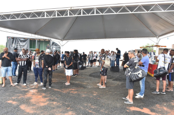 Foto - Prefeitura de Botucatu entregou novo campo de futebol no Jardim Palos Verdes