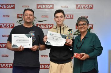 Foto - Premiação - Olimpíada Literária e Olimpíada de Matemática