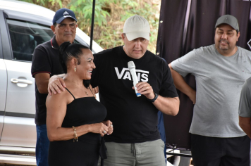 Foto - Prefeitura de Botucatu entregou novo campo de futebol no Jardim Palos Verdes