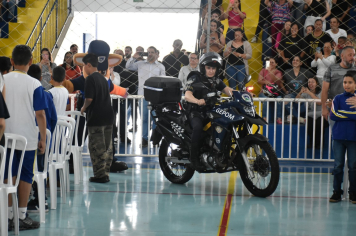 Foto - Patrulha da Paz realiza formatura e premia os destaques de 2024