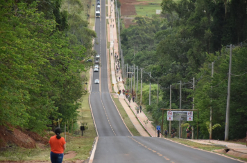 Foto - Prefeitura entrega primeira ciclovia rural as margens da Avenida Odilon Cassetari, que liga a Rodovia Gastão Dal Farra.