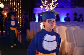 Foto - Formatura de encerramento dos 5º anos do ensino fundamental dia 12 de dezembro de 2024