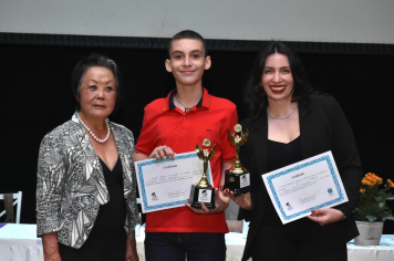 Foto - Premiação da Olimpíada Literária da Língua Portuguesa e da 1ª Olimpíada de Matemática