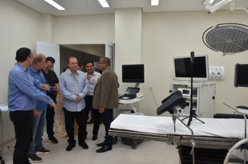 Foto - Entrega da revitazação do Hospital do Bairro