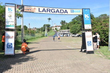 Foto - Secretaria de Educação promoveu 6ª Corrida e Caminhada Educação Solidária