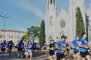 Foto - Aniversário de Botucatu - Corrida Anos Luz