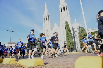 Foto - Aniversário de Botucatu - Corrida Anos Luz