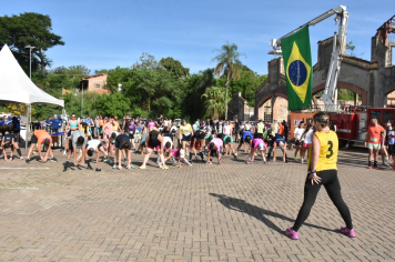 Foto - Secretaria de Educação promoveu 6ª Corrida e Caminhada Educação Solidária