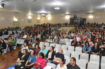 Foto - 2º Simpósio de Metodologias Ativas do Ensino Fundamental – BotuSimMA