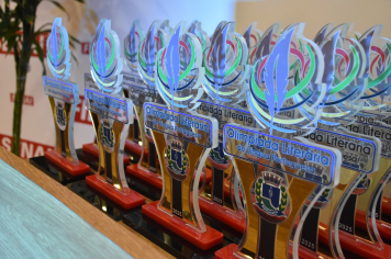 Foto - Premiação - Olimpíada Literária e Olimpíada de Matemática