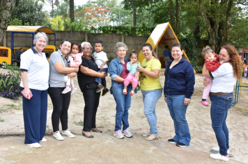 Foto - Escola municipal de educação infantil ganha espaço interativo para os alunos