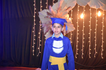 Foto - Formatura de encerramento dos 5º anos do ensino fundamental dia 11 de dezembro de 2024