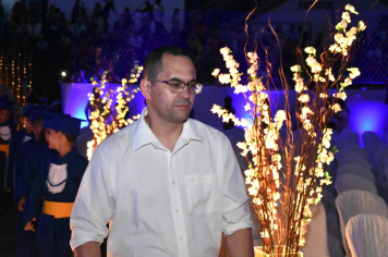 Foto - Formatura de encerramento dos 5º anos do ensino fundamental dia 12 de dezembro de 2024