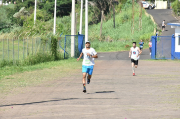 Foto - Secretaria de Educação promoveu 6ª Corrida e Caminhada Educação Solidária