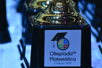 Foto - Premiação da Olimpíada Literária da Língua Portuguesa e da 1ª Olimpíada de Matemática