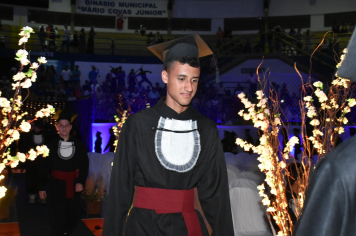 Foto - Formatura de encerramento dos 9º anos do ensino fundamental II e EMEJA dia 13 de dezembro de 2024