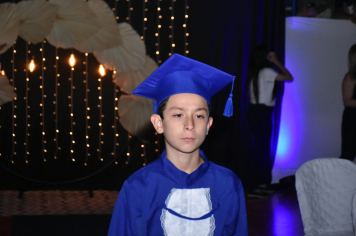 Foto - Formatura de encerramento dos 5º anos do ensino fundamental dia 11 de dezembro de 2024