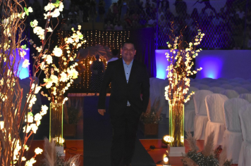 Foto - Formatura de encerramento dos 9º anos do ensino fundamental II e EMEJA dia 13 de dezembro de 2024