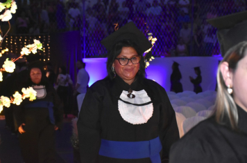 Foto - Formatura de encerramento dos 9º anos do ensino fundamental II e EMEJA dia 13 de dezembro de 2024