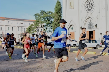 Foto - Aniversário de Botucatu - Corrida Anos Luz