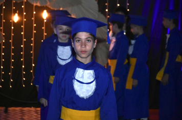 Foto - Formatura de encerramento dos 5º anos do ensino fundamental dia 11 de dezembro de 2024