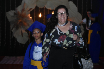 Foto - Formatura de encerramento dos 5º anos do ensino fundamental dia 11 de dezembro de 2024