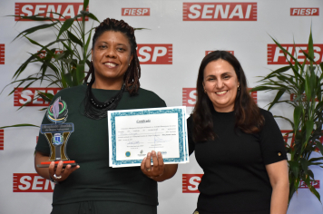 Foto - Premiação - Olimpíada Literária e Olimpíada de Matemática