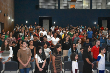 Foto - Premiação da Olimpíada Literária da Língua Portuguesa e da 1ª Olimpíada de Matemática