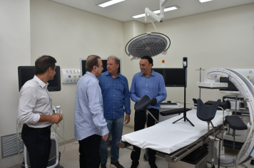 Foto - Entrega da revitazação do Hospital do Bairro