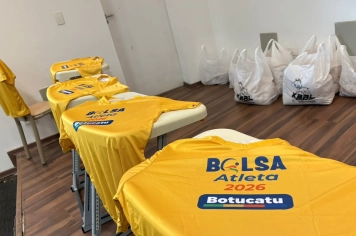 Foto - Bolsa Atleta - Entrega das camisetas 2026