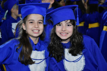 Foto - Formatura de encerramento dos 5º anos do ensino fundamental dia 12 de dezembro de 2024